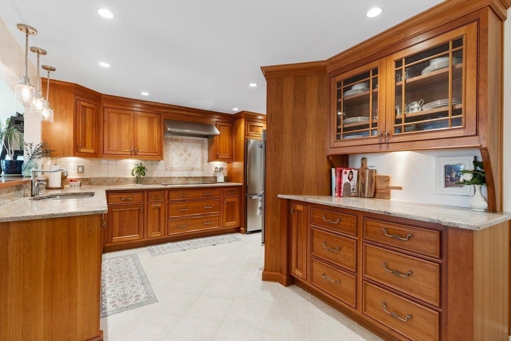16 Beaver Park Road