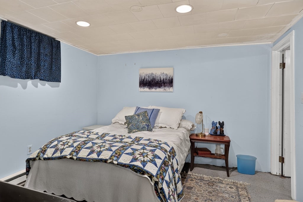 18 Ellis St, Woburn, MA Photo #33