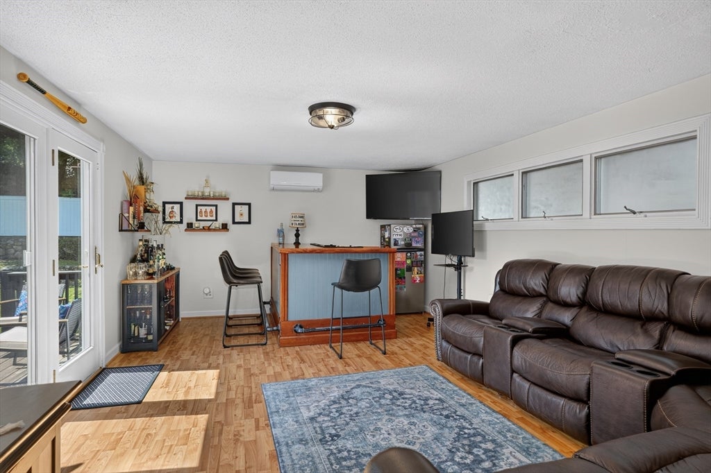 18 Ellis St, Woburn, MA Photo #20
