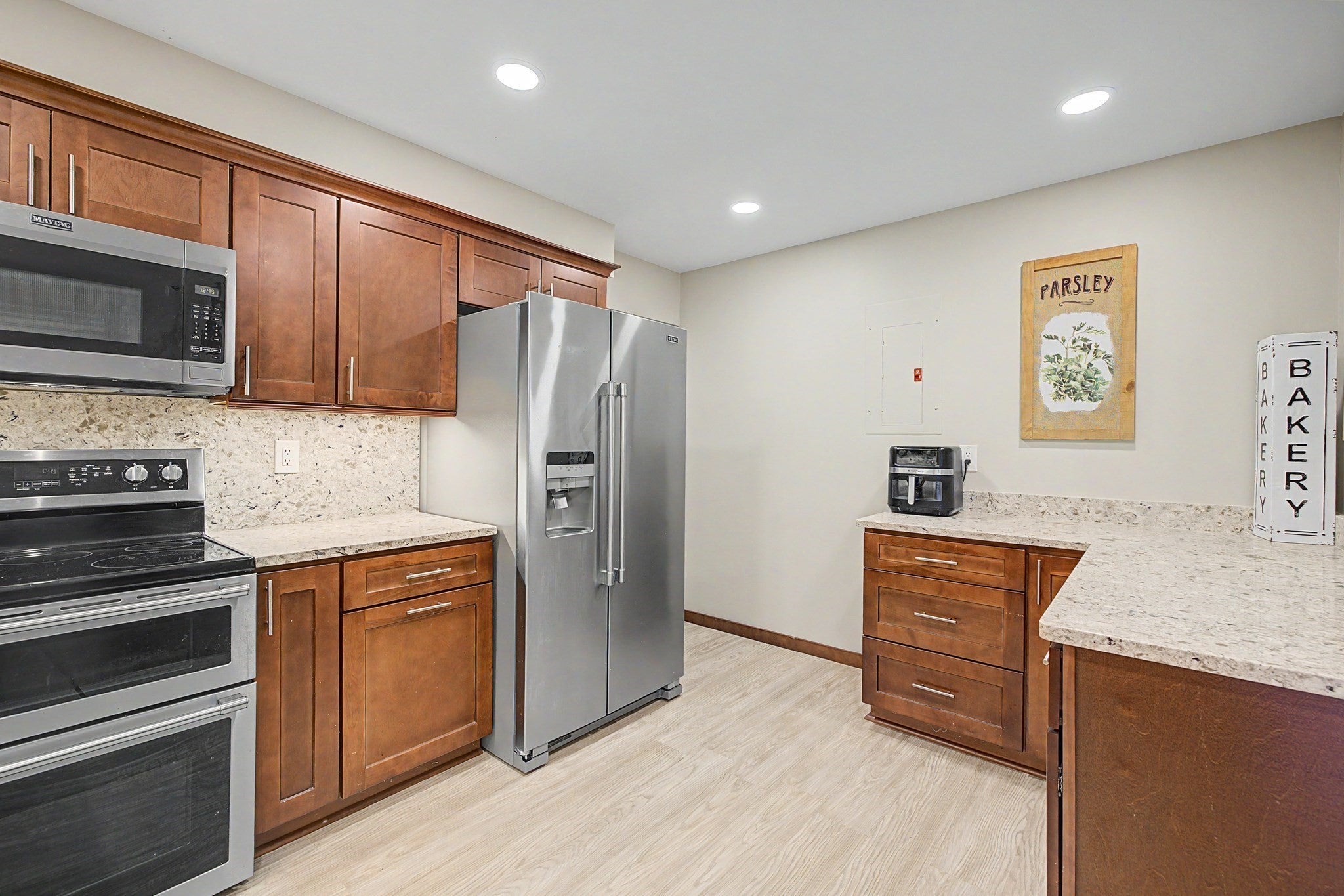 235 State St #421, Springfield, MA, 235 State St #421, Springfield, MA Photo #4