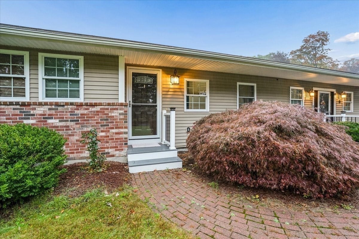 8 Brown Rd, Shirley, MA, 8 Brown Rd, Shirley, MA Photo #33