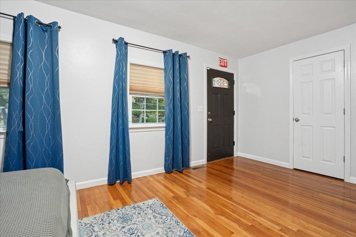 8 Brown Rd, Shirley, MA, 8 Brown Rd, Shirley, MA Photo #13