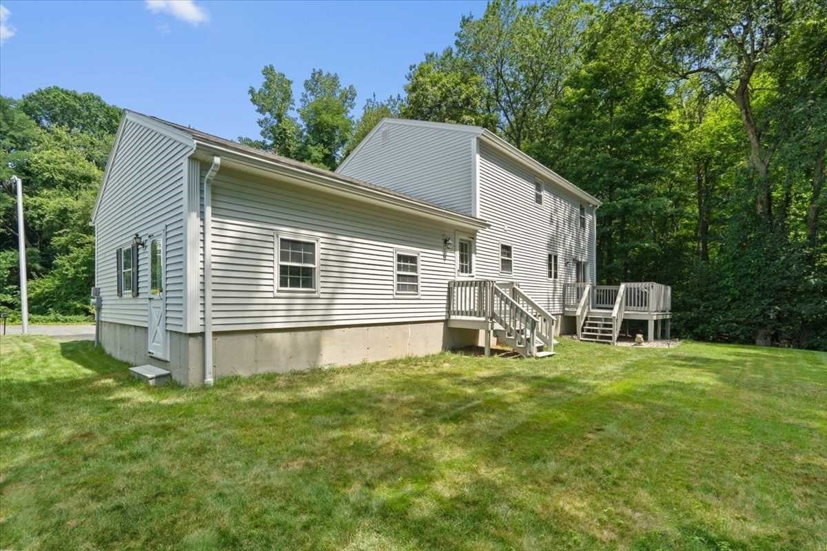 76 Brookhaven Rd