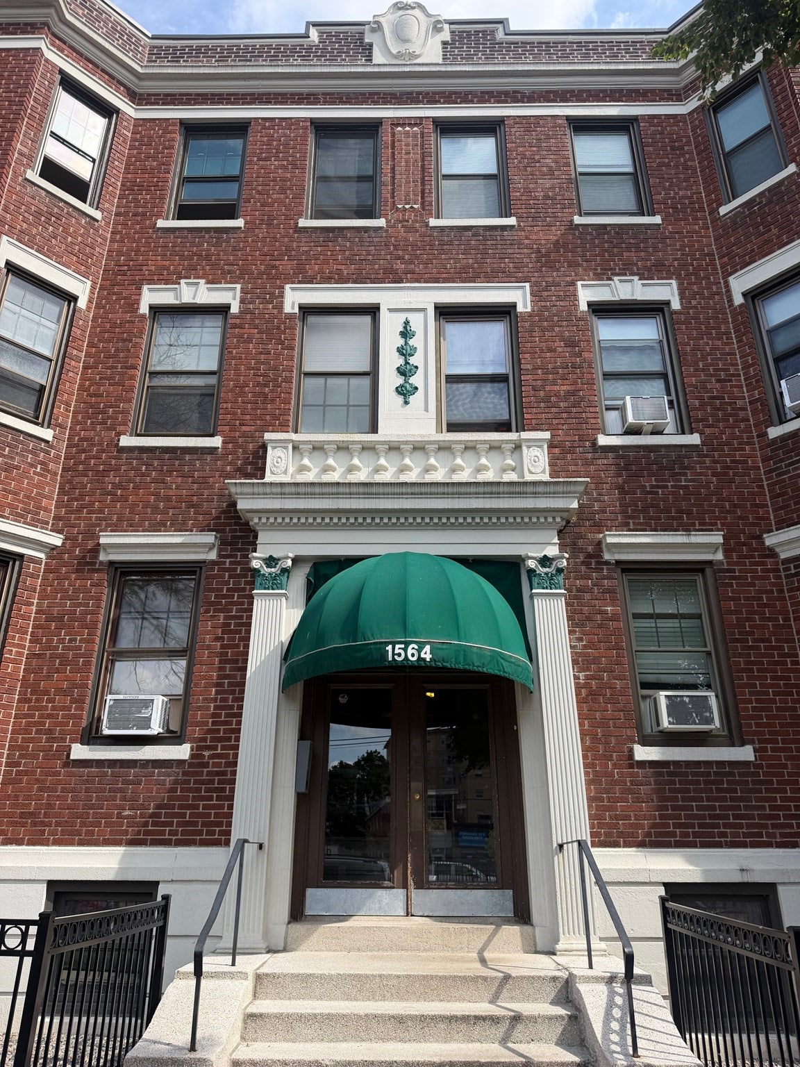 1564 Commonwealth Ave #2, Boston, MA, 1564 Commonwealth Ave #2, Boston, MA Photo #3