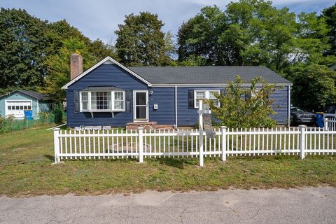 20 Selwyn Rd Randolph MA 02368