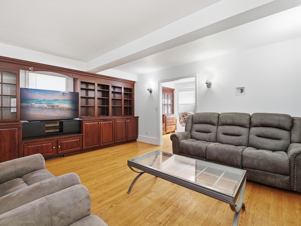 19 Elm Ct