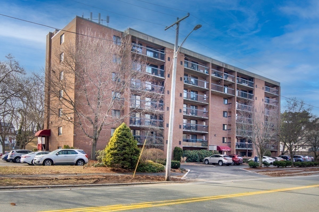 289 Elm St 34B