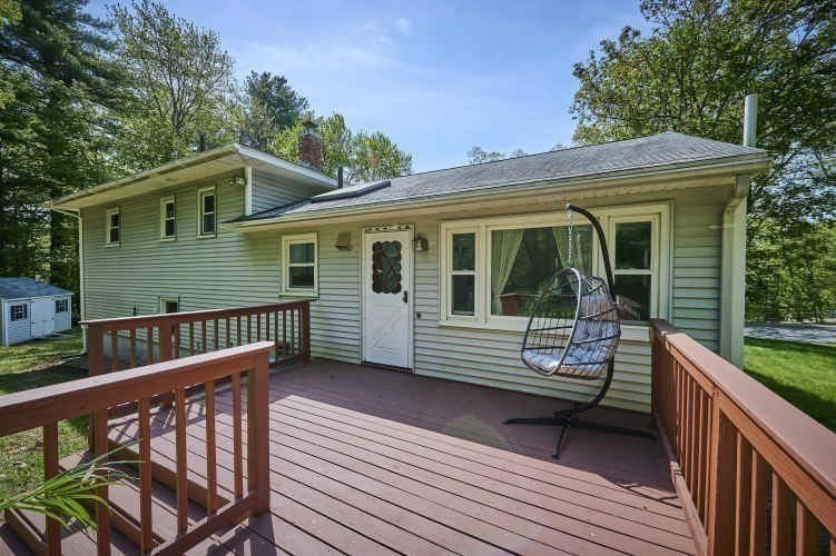 Acton, Massachusetts 01720, United States, 3 Bedrooms Bedrooms, ,2 BathroomsBathrooms,Residential,Active,131328