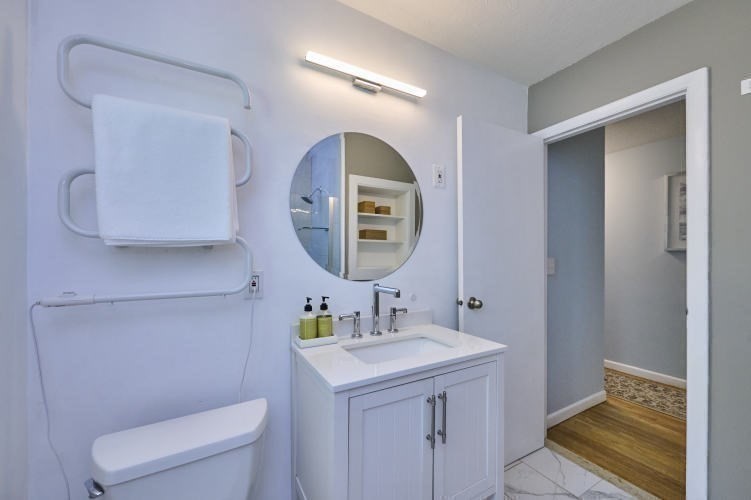 Acton, Massachusetts 01720, United States, 3 Bedrooms Bedrooms, ,2 BathroomsBathrooms,Residential,Active,131328