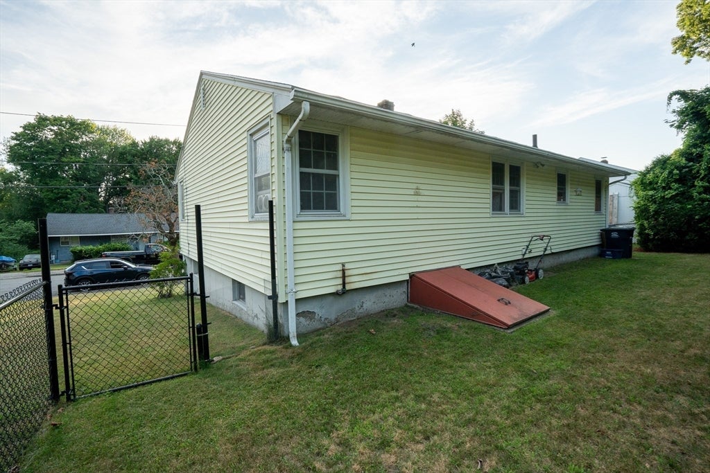 65 Harold St, Worcester, MA, 65 Harold St, Worcester, MA Photo #21