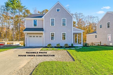 5 Pat Rose Way Rockland MA 02370