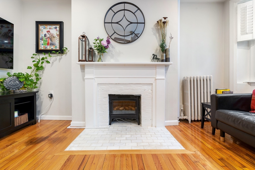 37 Grove St 2