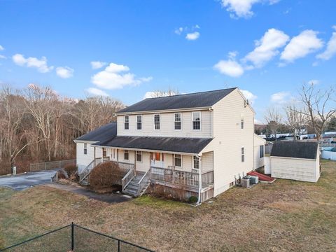 7 Deerfield Ln Fairhaven MA 02719