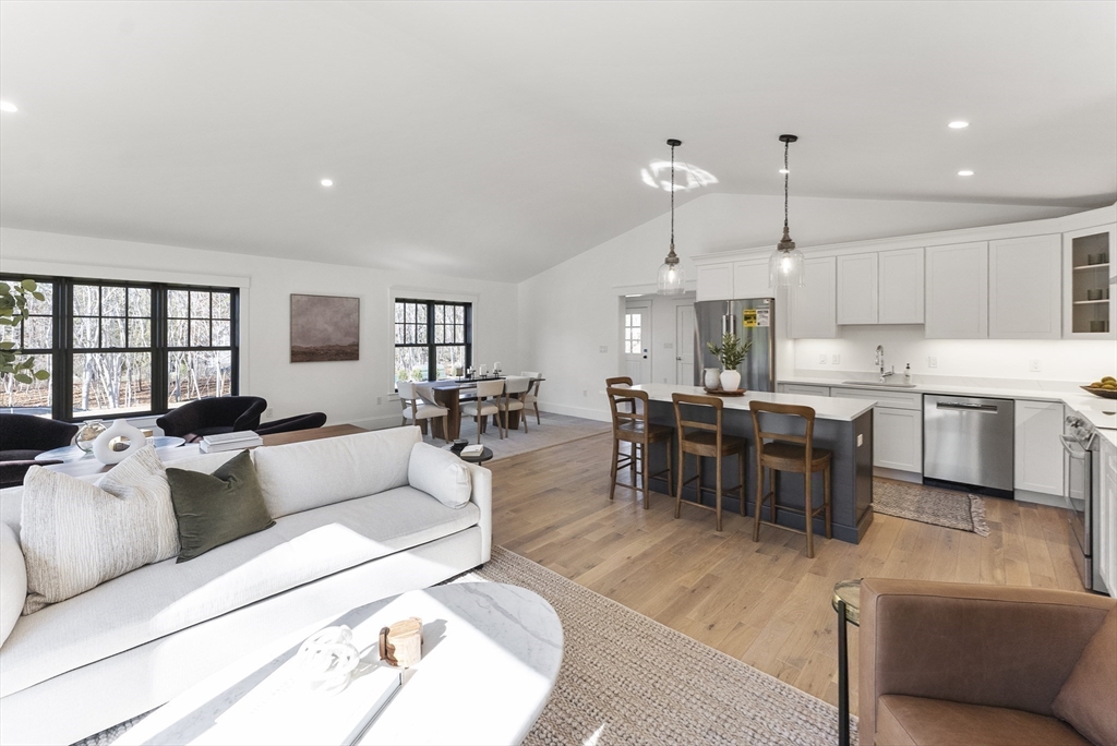 46 Sandwich Road 8