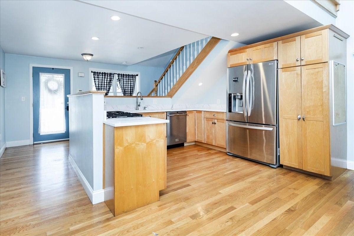 514 Pleasant St, Weymouth, MA, 514 Pleasant St, Weymouth, MA Photo #11