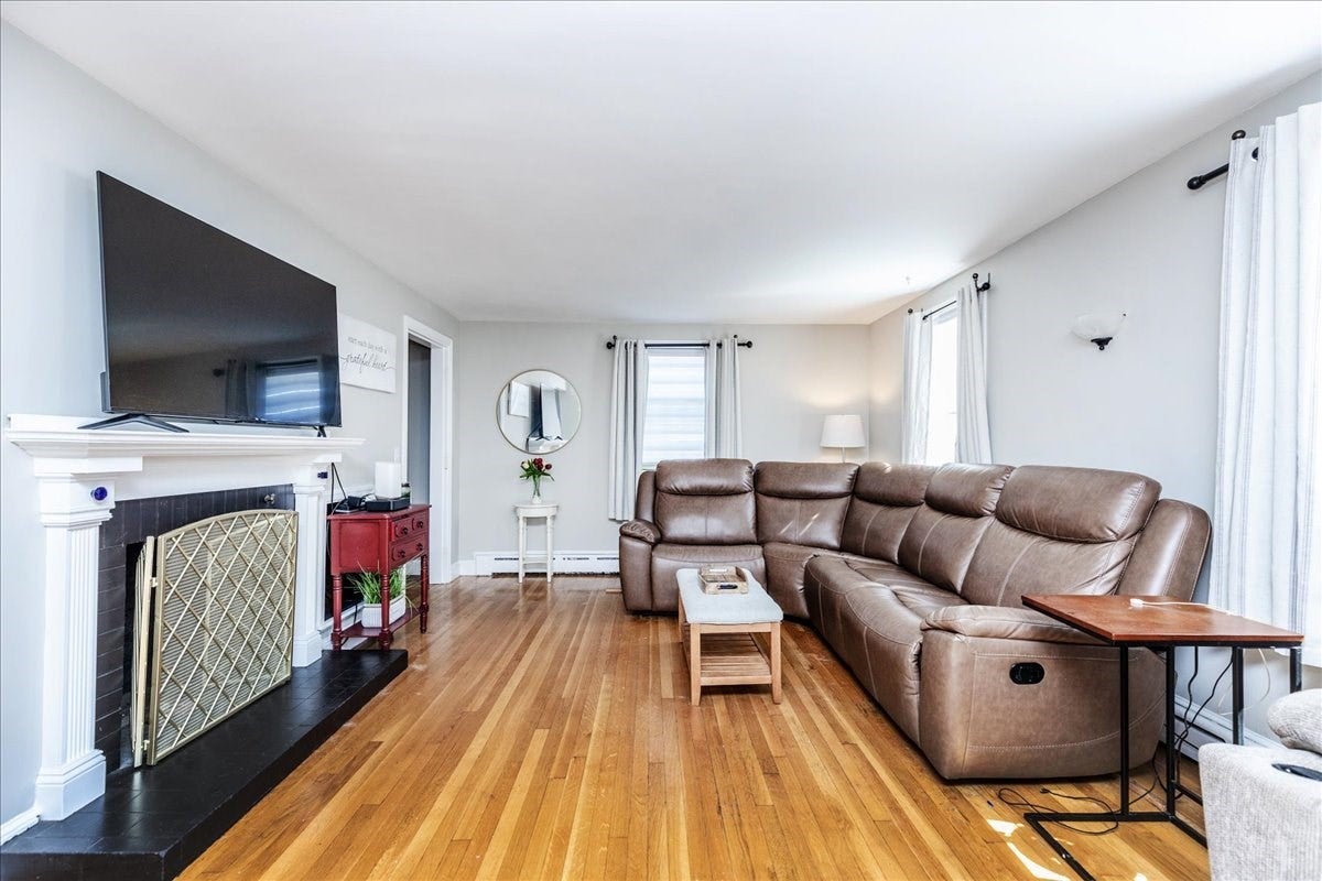 514 Pleasant St, Weymouth, MA, 514 Pleasant St, Weymouth, MA Photo #9