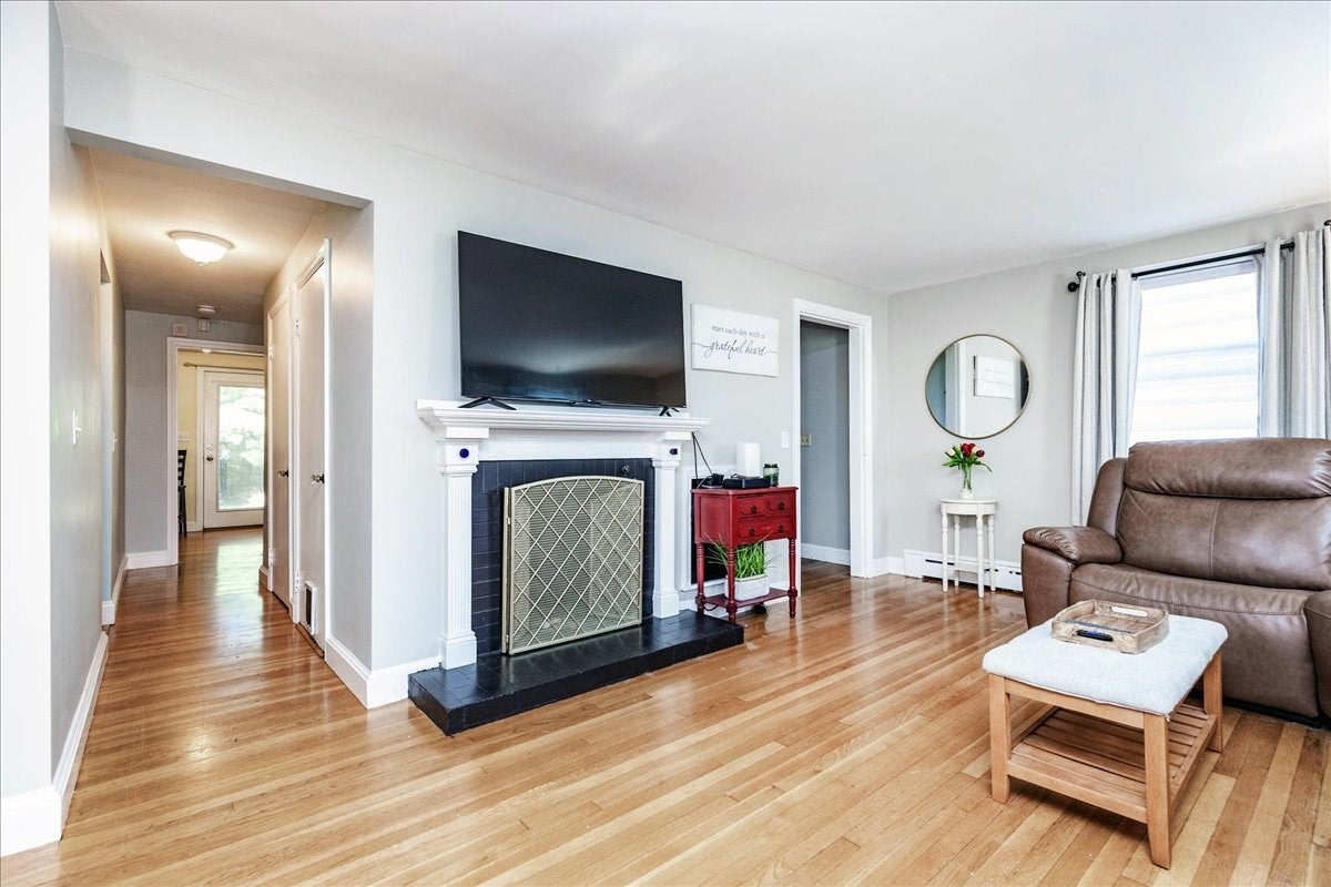 514 Pleasant St, Weymouth, MA, 514 Pleasant St, Weymouth, MA Photo #10