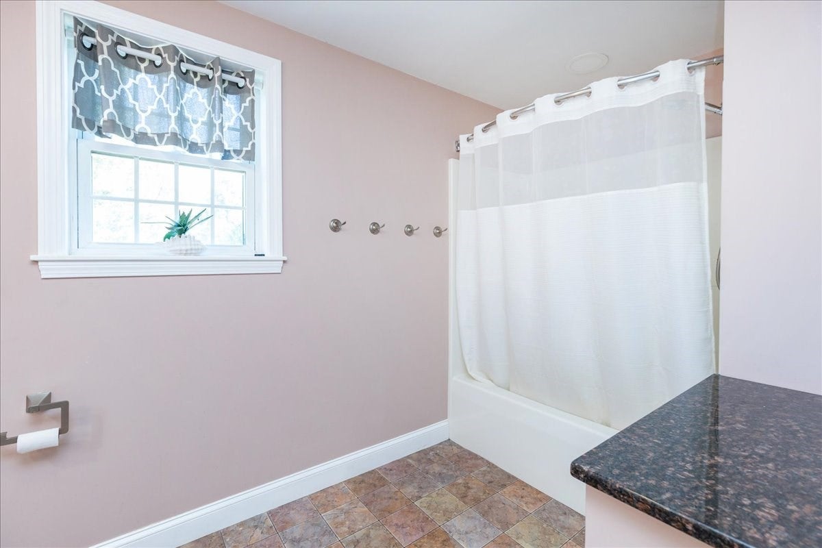 514 Pleasant St, Weymouth, MA, 514 Pleasant St, Weymouth, MA Photo #23