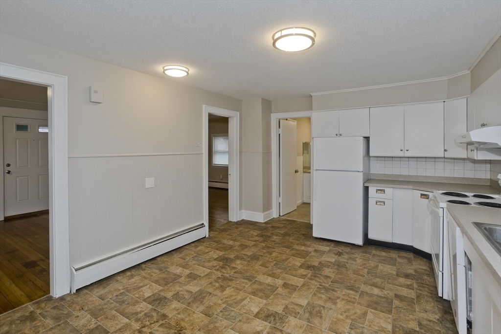 177 Marion St, Chicopee, MA, 177 Marion St, Chicopee, MA Photo #9