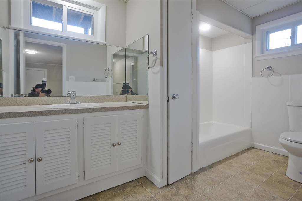 177 Marion St, Chicopee, MA, 177 Marion St, Chicopee, MA Photo #19