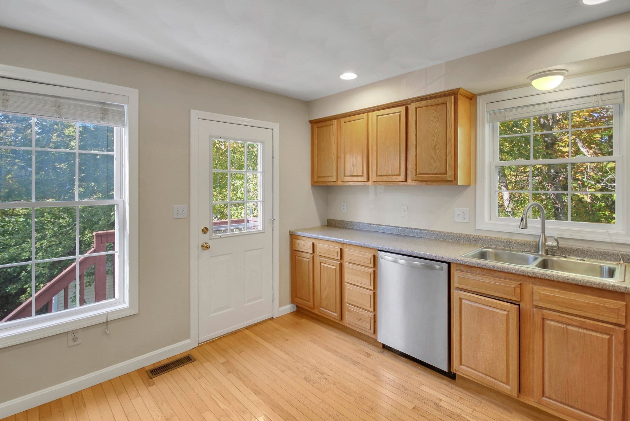 170 Bay State Rd, Methuen, MA Photo #9