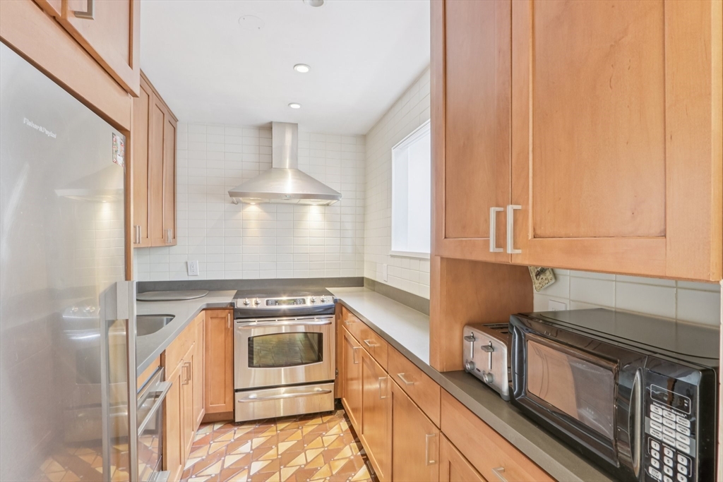 583 Massachusetts Avenue 5