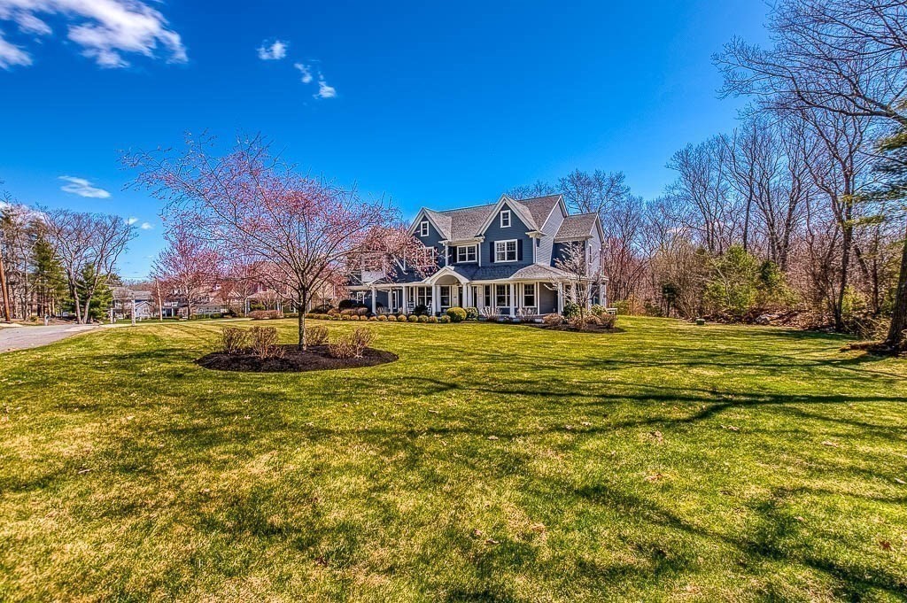 123 Schoolmaster Ln