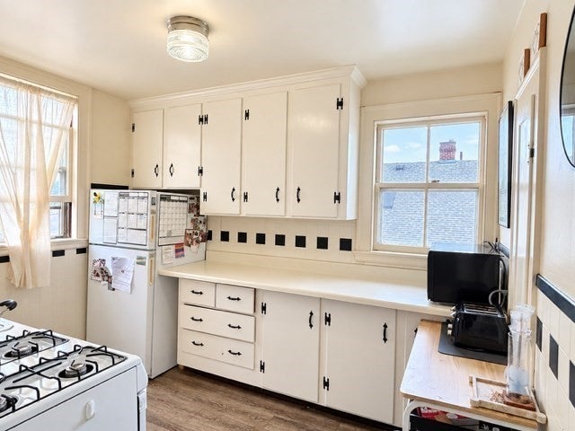 2-4 Saunders St, Salem, MA Photo #20
