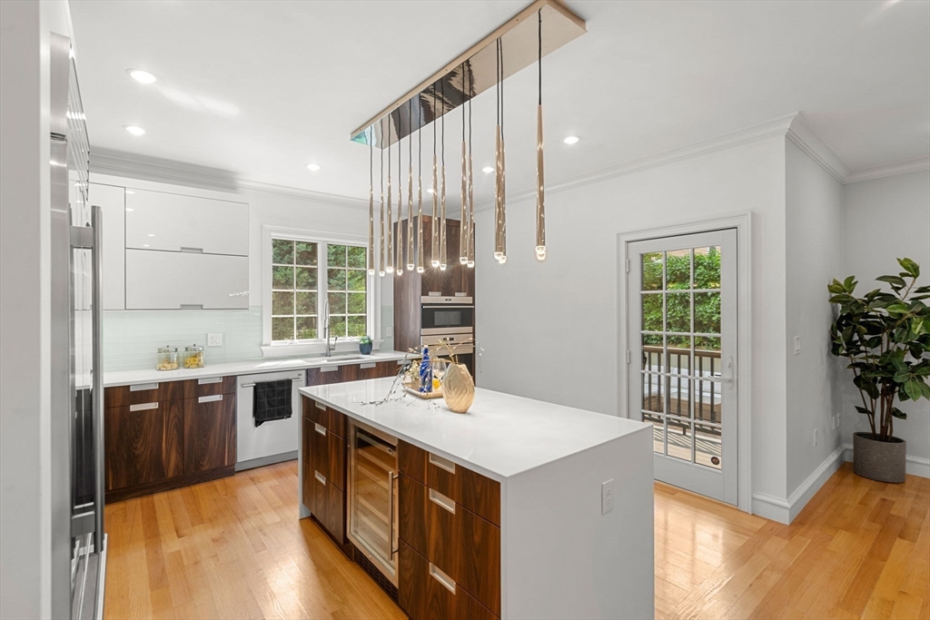 42 Coolidge St 42