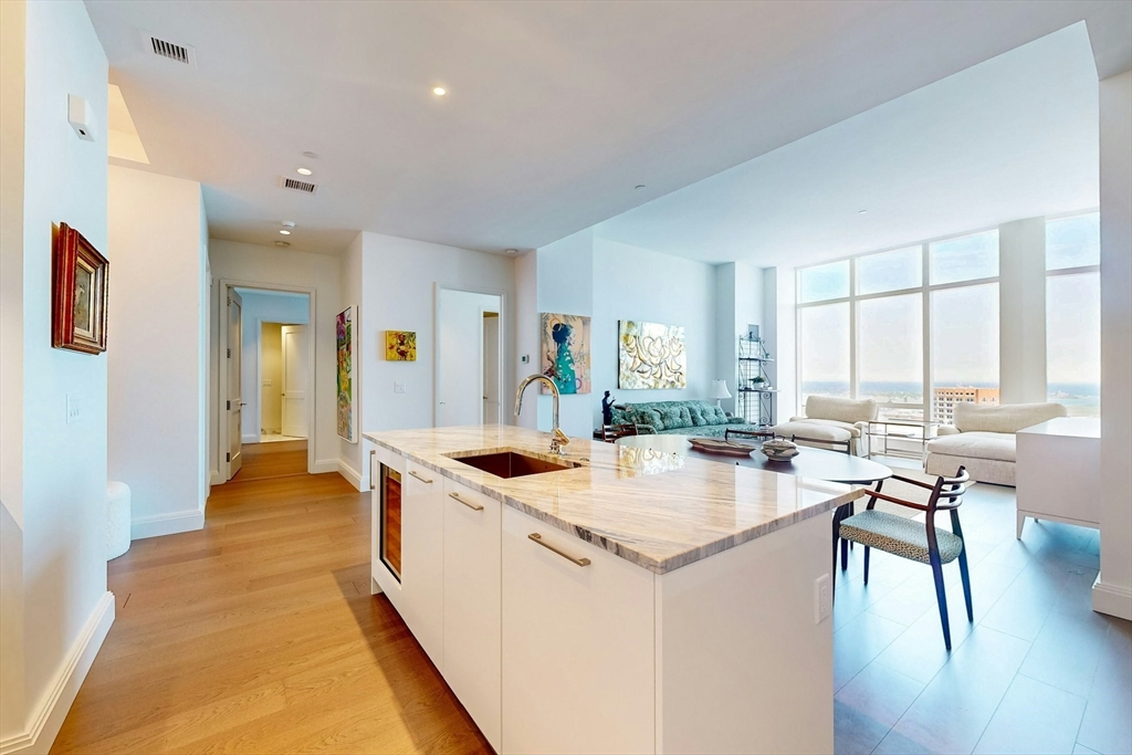 240 Devonshire Street U6011