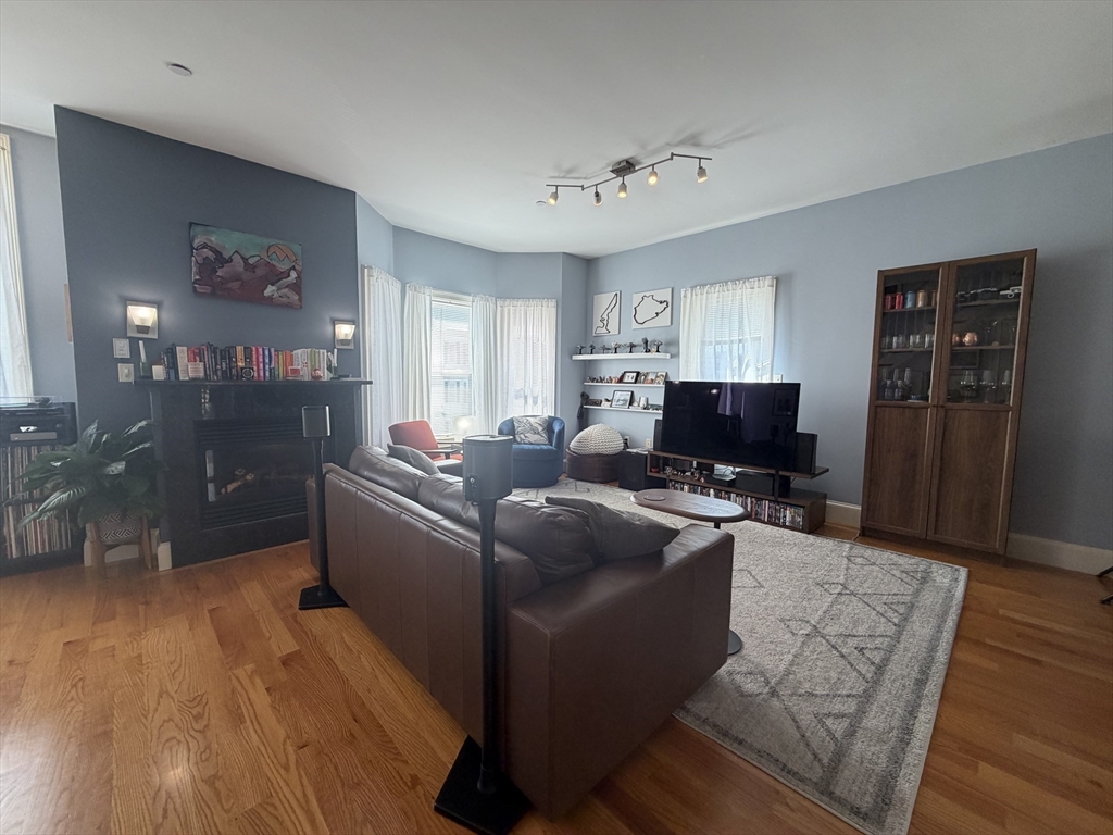 111 Pleasant Street 4