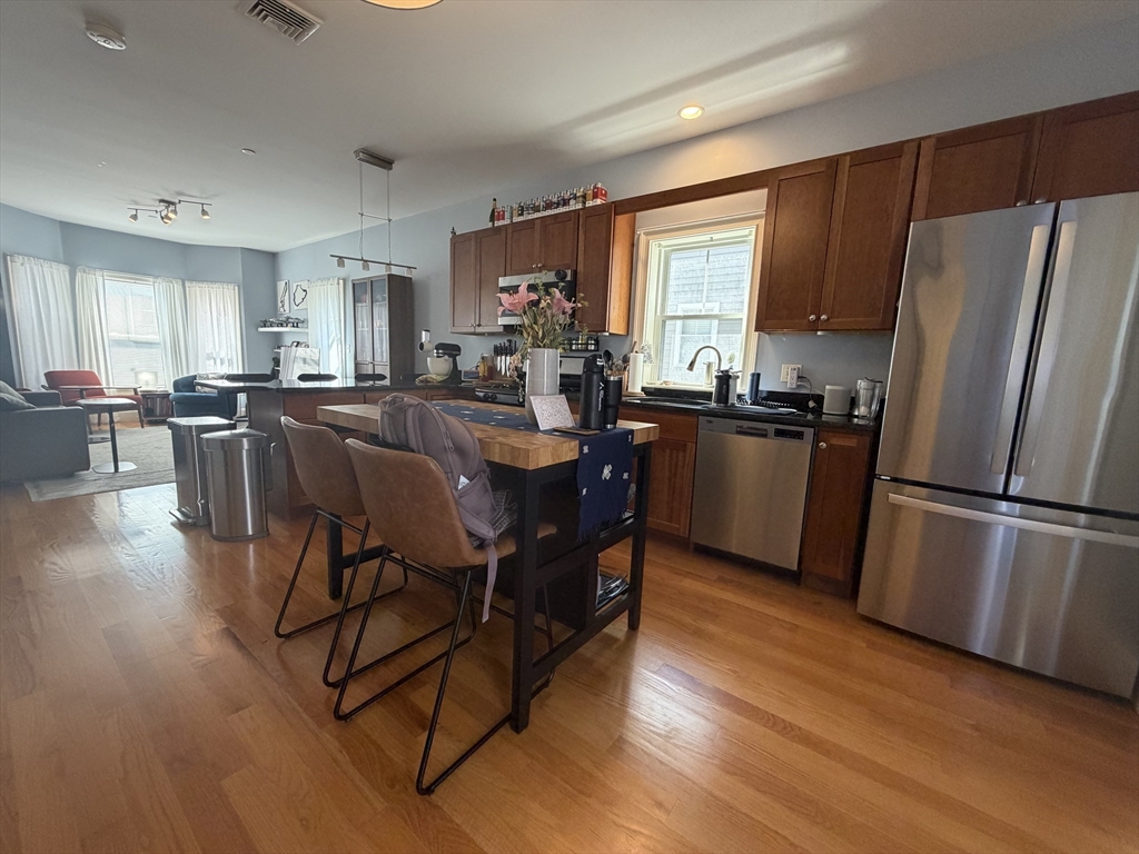 111 Pleasant Street 4