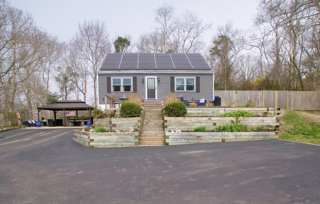 11 Ellisville Drive