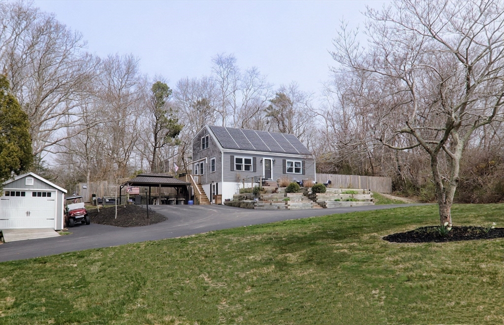 11 Ellisville Drive