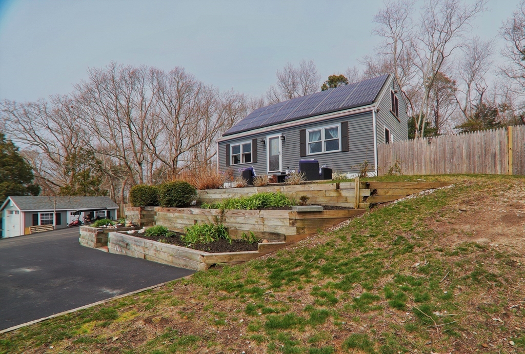 11 Ellisville Drive