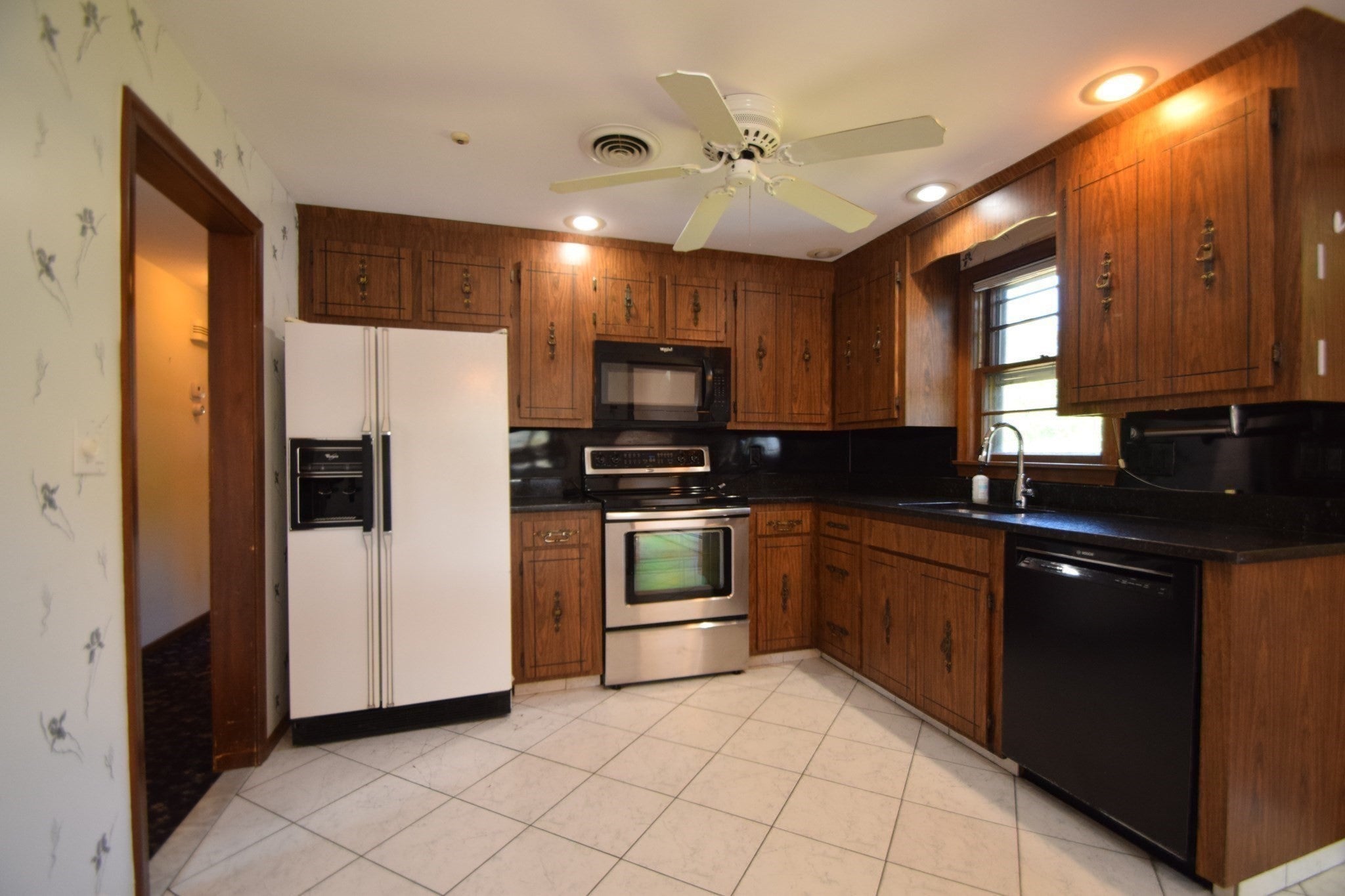 27 Niles Rd, Randolph, MA, 27 Niles Rd, Randolph, MA Photo #13
