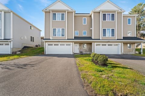 29 Pouts Ln 29 Uxbridge MA 01569