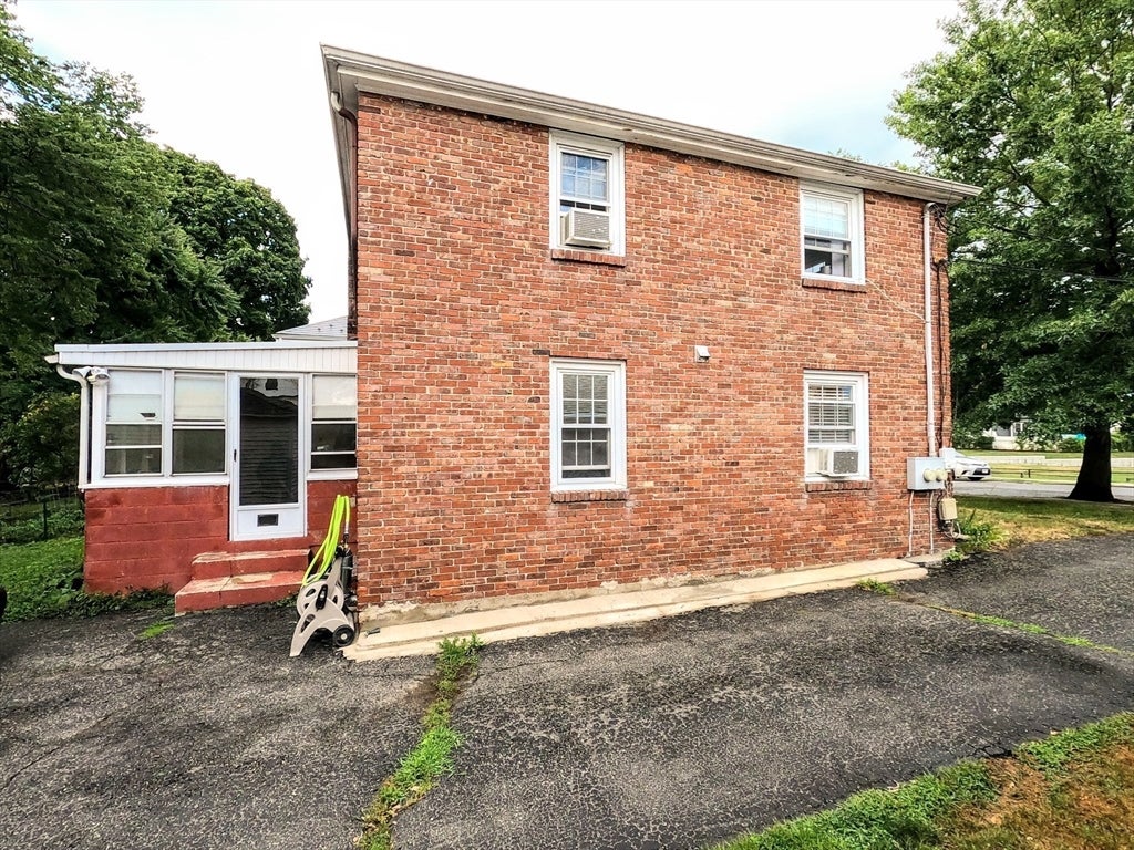 67-69 York Ave, Watertown, MA, 67-69 York Ave, Watertown, MA Photo #34