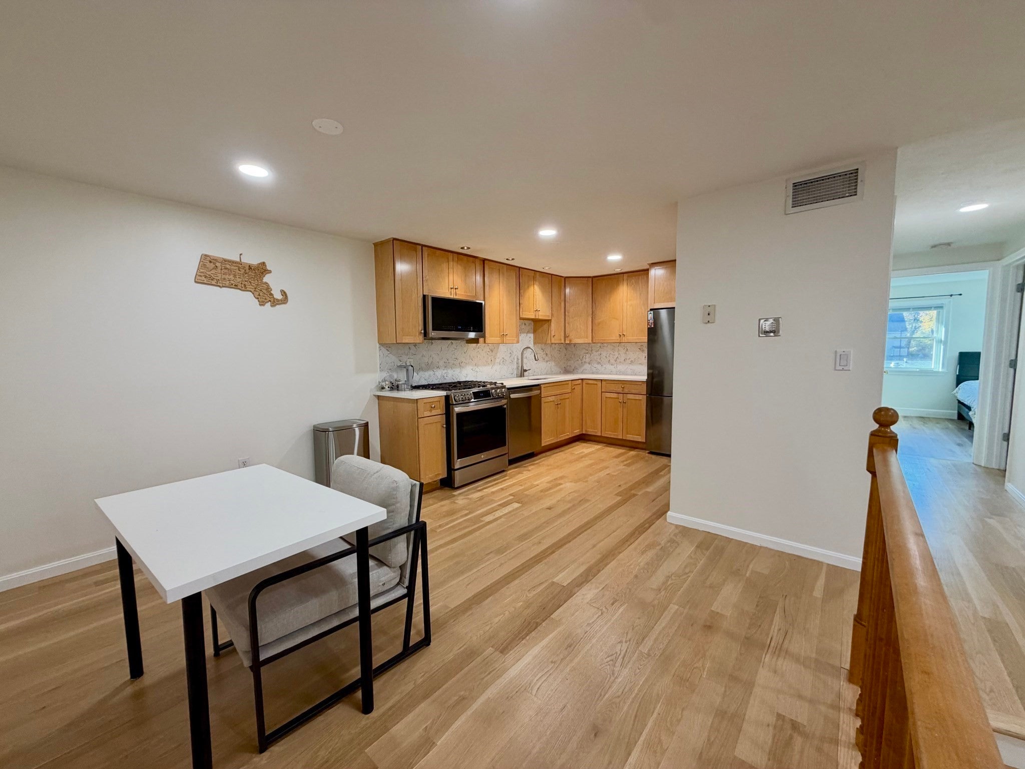 1210 Vfw Pkwy 11