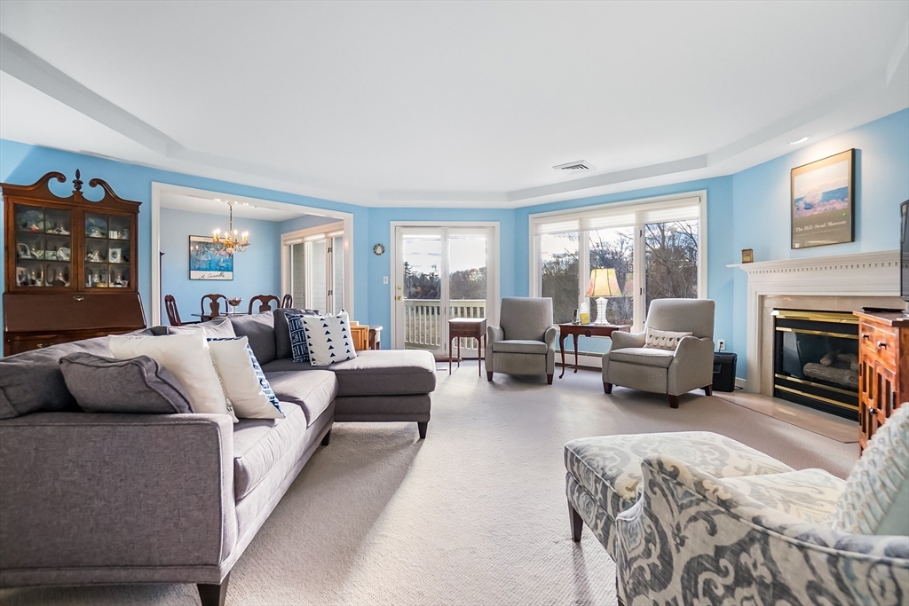 501 Lexington Street 11