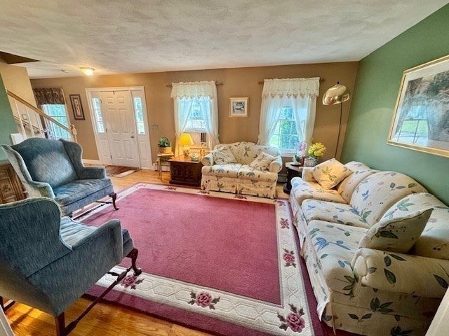12 Cote Street, Amesbury, MA, 12 Cote Street, Amesbury, MA Photo #6
