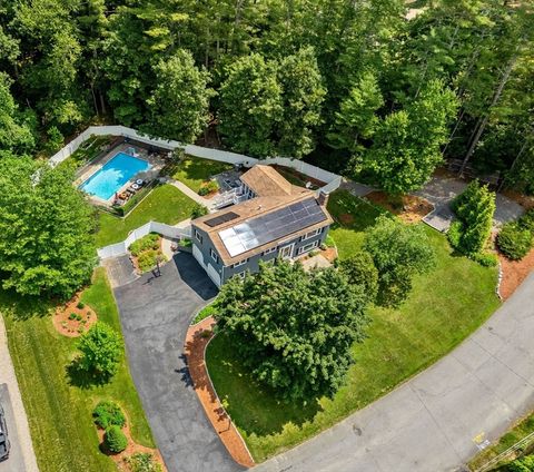 3 Redwood St Townsend MA 01469