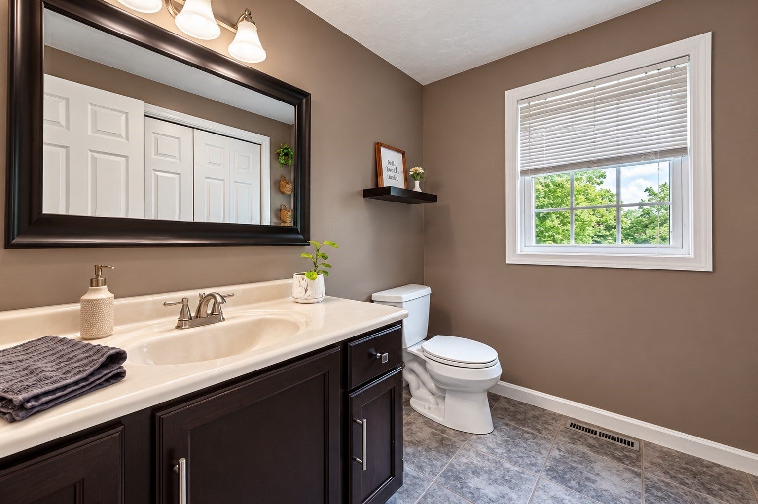 538 Pike Avenue, Attleboro, MA Photo #14