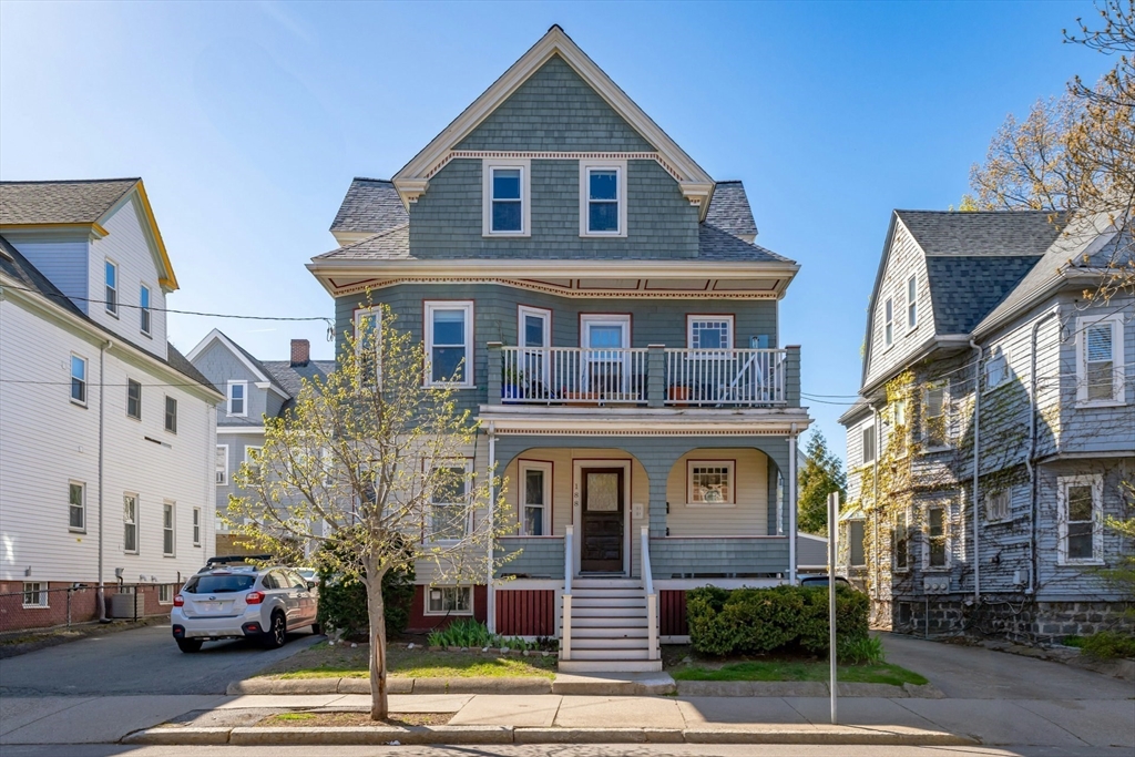 188 Willow Ave.