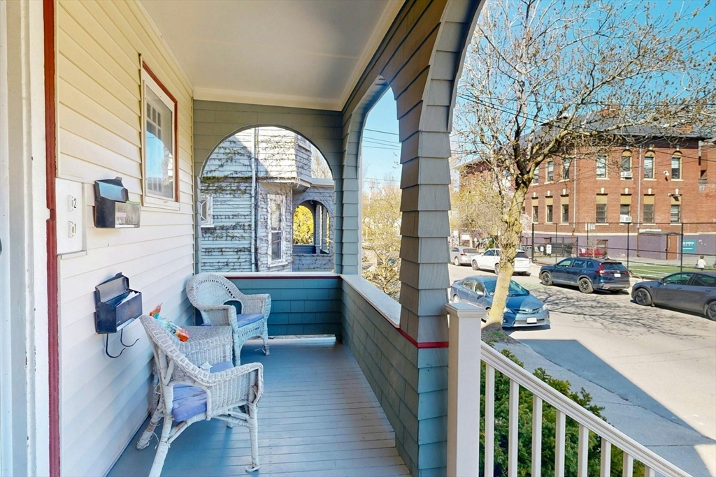 188 Willow Ave.