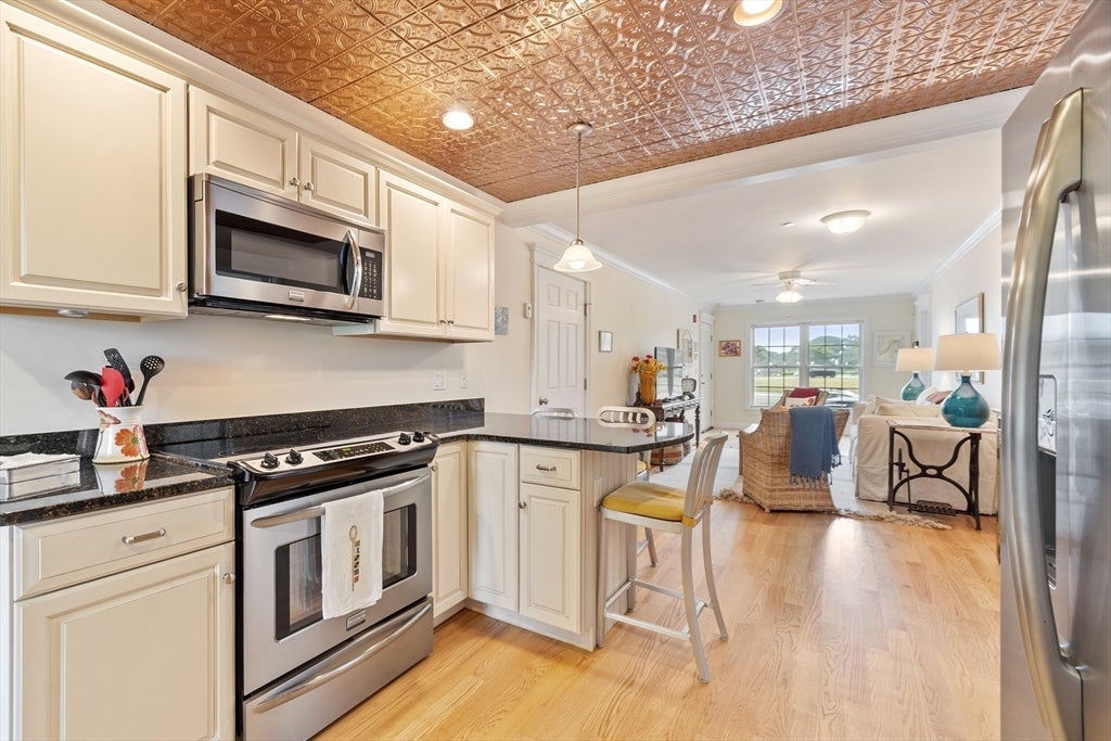 7 Essex Ave 1