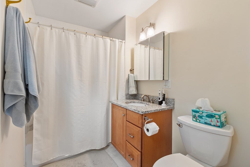 7 Essex Ave #1, Gloucester, MA Photo #28