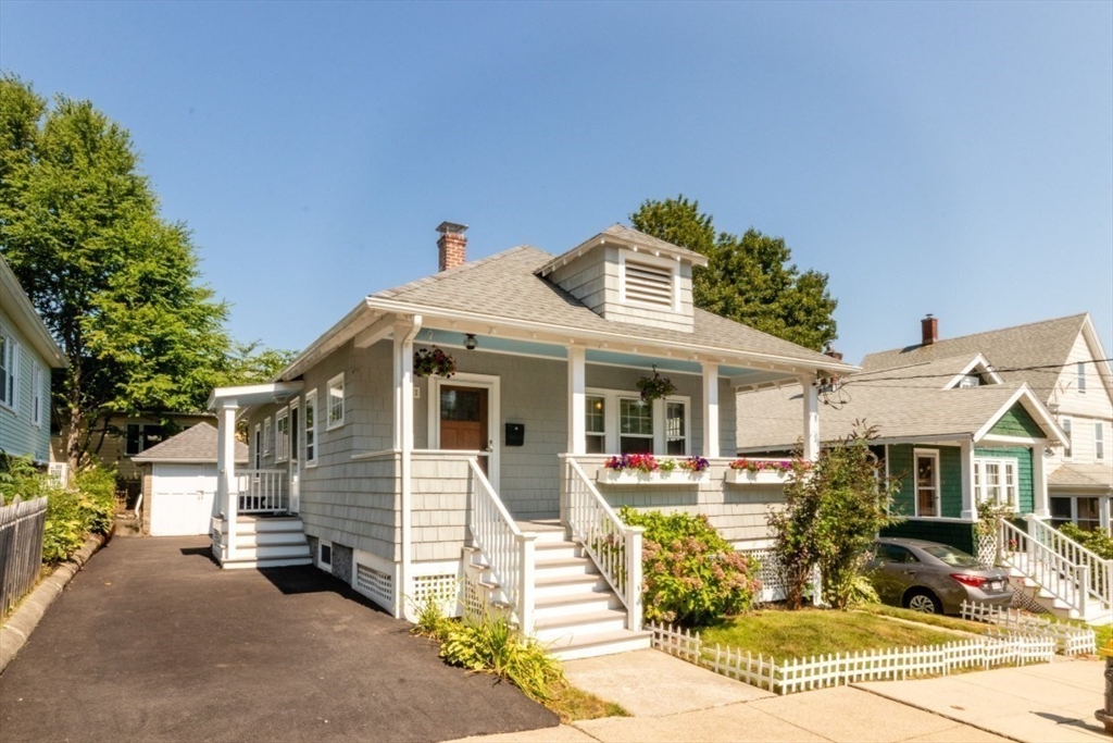 43 Delano Park