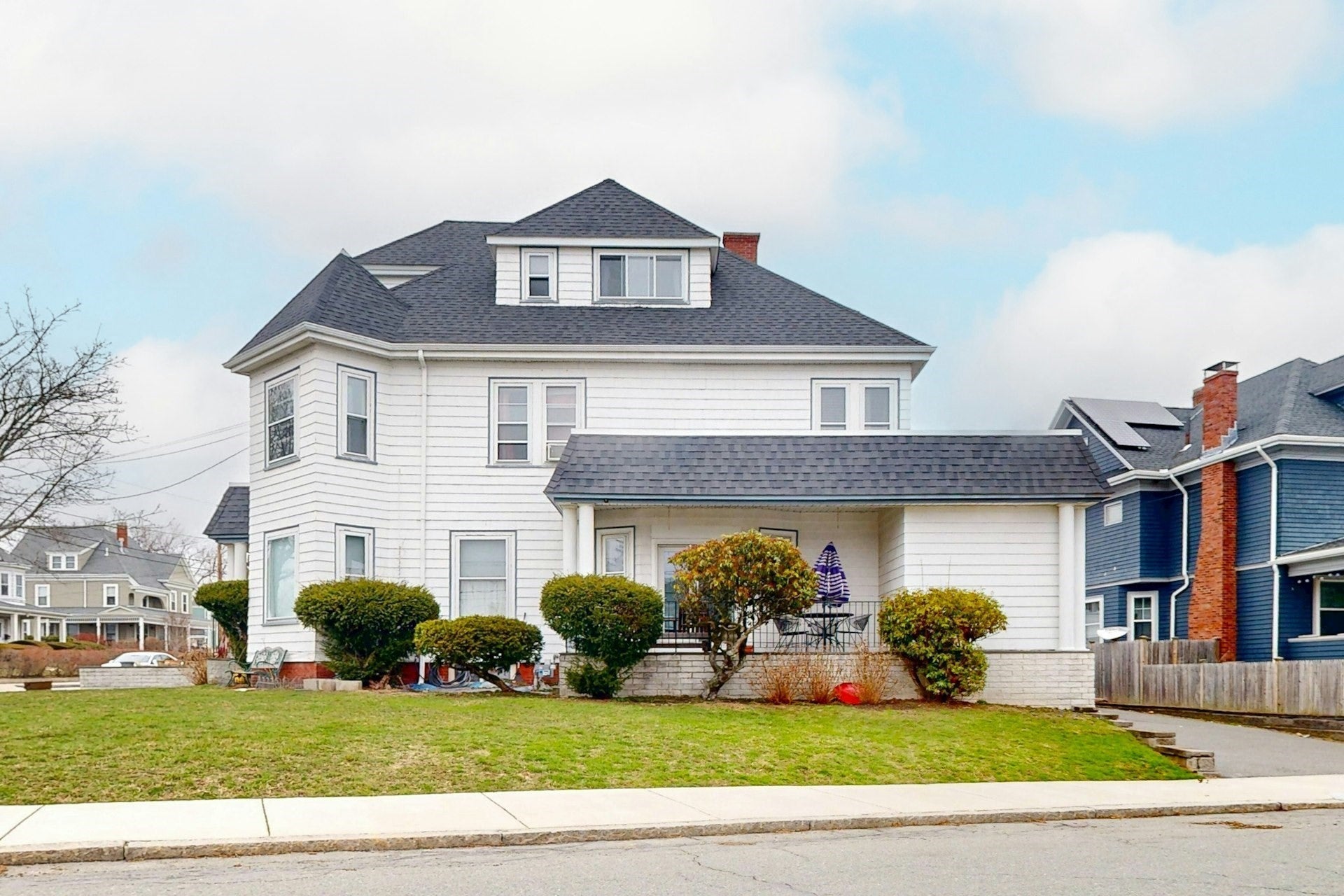 100 Sargent Street