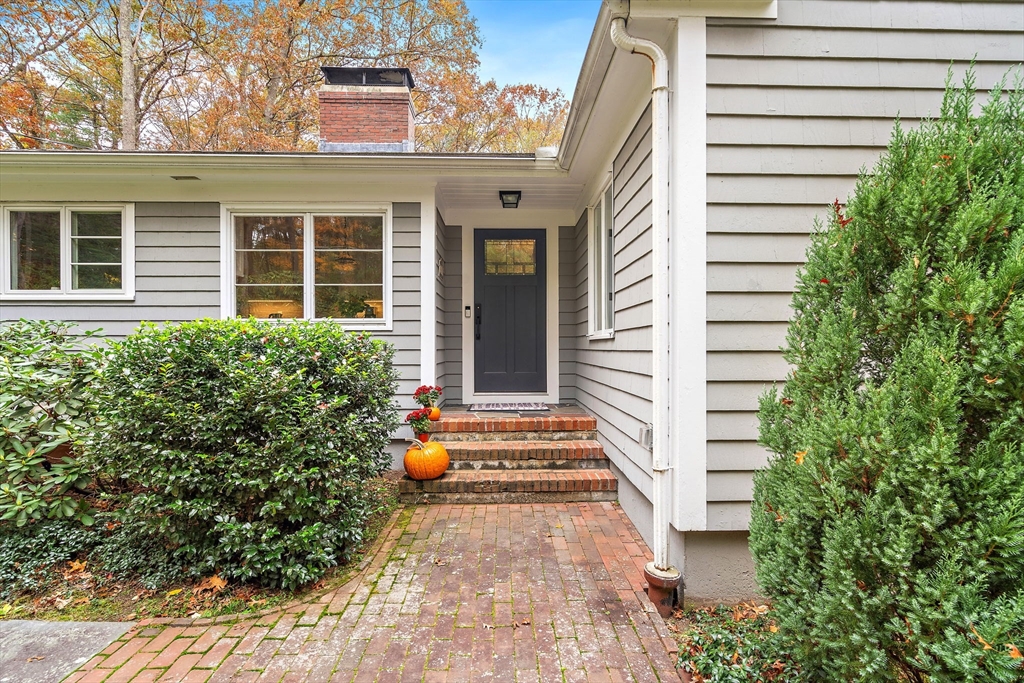 850 Old Road To 9 Acre Cor